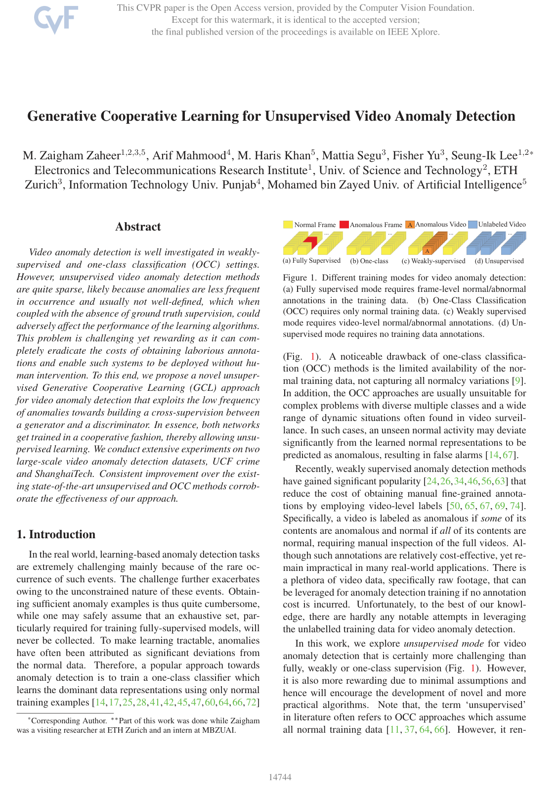 Generative Cooperative Learning for Unsupervised Video Anomaly Detection