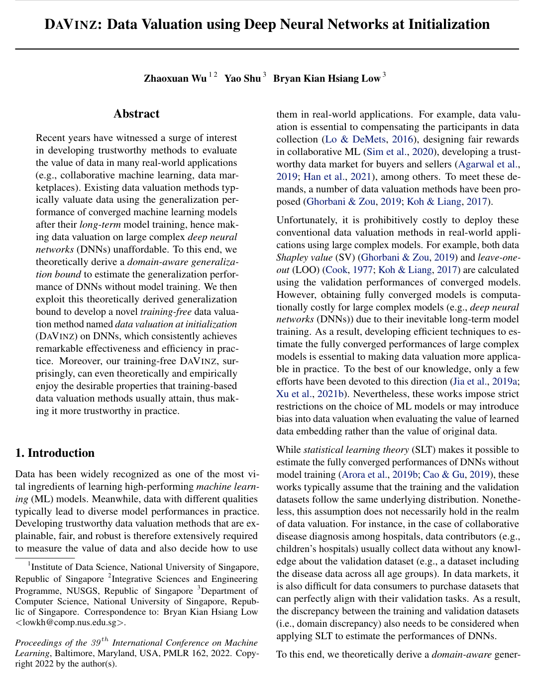 DAVINZ: Data Valuation using Deep Neural Networks at Initialization